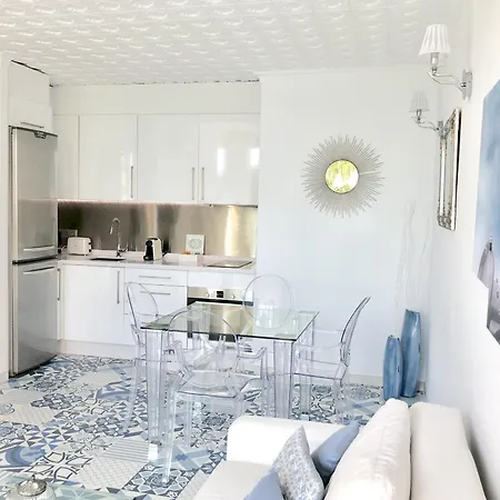 Apartment The White Rock Private Access To The