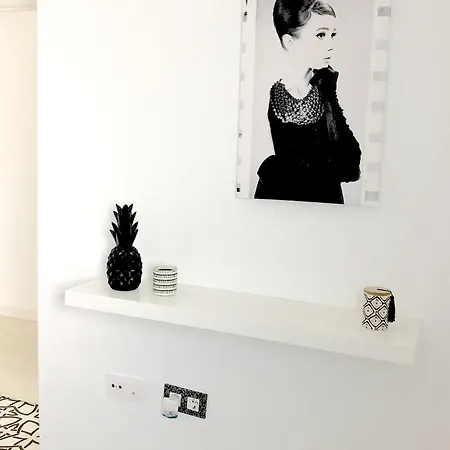 The White Rock Private Access To The *