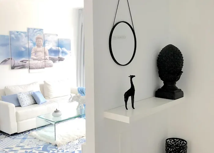 The White Rock Private Access To The Apartment