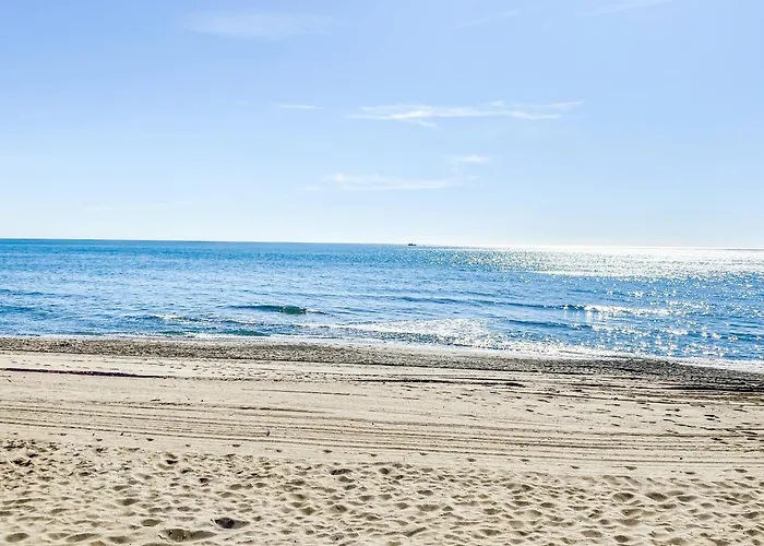 The White Rock Private Access To The * Torremolinos
